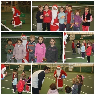 VISITE SURPRENANTE DU PERE-NOEL AU BEAU MILIEU D'UN JEU DE TENNIS